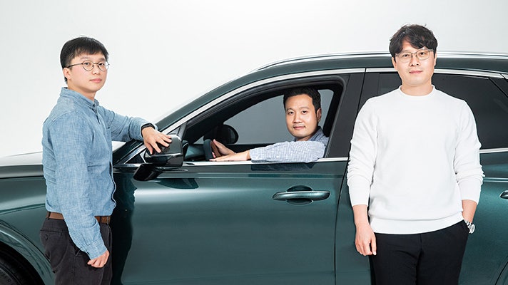 터치 한 번으로 결제까지! 제네시스 GV70의 지문 인식 기술이 특별한 이유