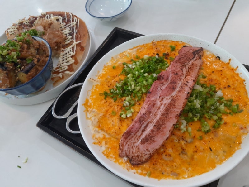 김해 내외동 맛집 반응 좋은 요미우돈교자