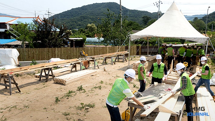 [HMG 저널] 현대엔지니어링 임직원들이 함께한 해비타트 사랑의 집짓기 봉사활동 현장