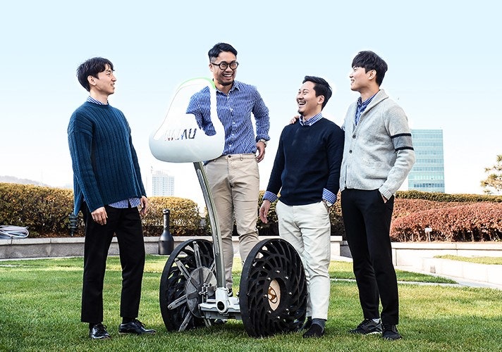 [HMG 저널] 계단을 오를 수 있는 바퀴 ‘업휠(Up Wheel)’, 어떻게 만들었을까?