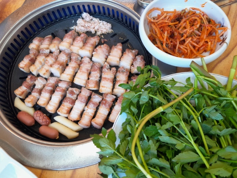 내외동 진짜 고기 맛집 맛찬들왕소금구이 김해 내동점