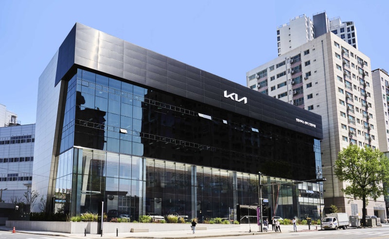 자동차 전시장에 대한 선입견을 깨다, 기아 인천 플래그십 스토어